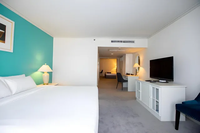 Family Suite, Double and Twin Beds, Grand China Bangkok 1/2