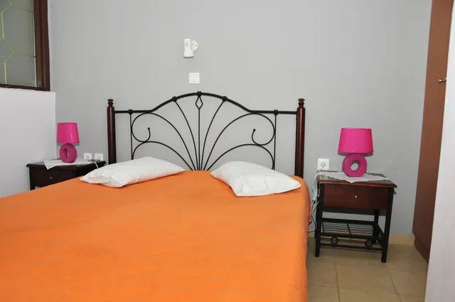 غرفة بسريرين منفصلين، Anessis Santorini 4/8