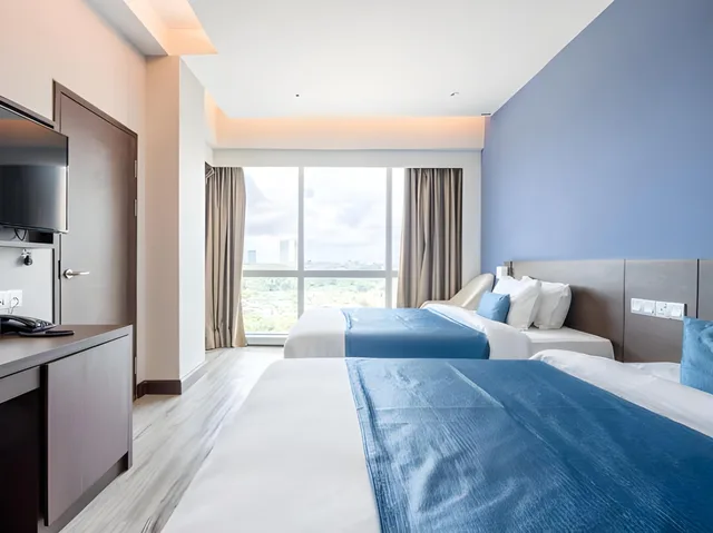 غرفة سوبيريور بسريرين كوين بإطلالة على المدينة، Riverside Majestic - Astana Wing 1/2