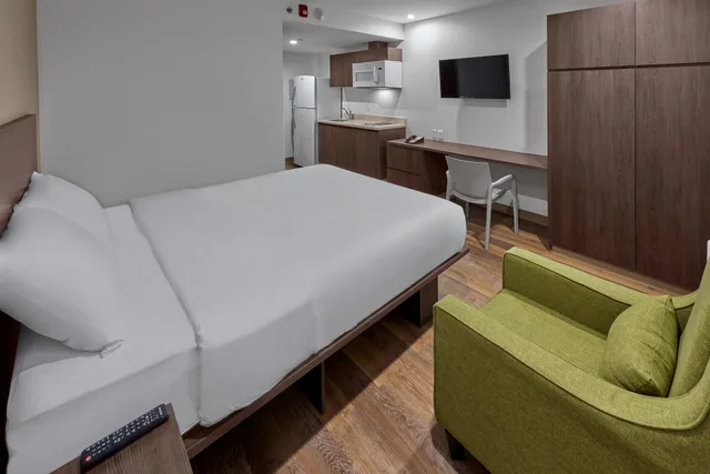 جناح بسرير كوين، Extended Suites Cancun Cumbres 7/10