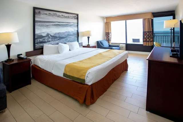 Superior, King Bed, Ocean Front, Aqua Vista Resort Hotel 1/4
