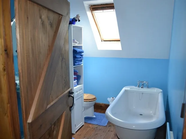 غرفة مفردة بسرير فردي بحمام مشترك، Woodview Bed & Breakfast 1/1