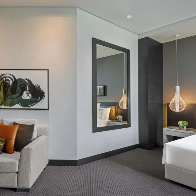 Junior Suite, King Bed, Smoking, Fairmont Riyadh 7/7