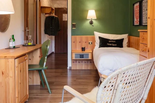 غرفة قياسية مفردة بسرير فردي، Hotel Sport Klosters 4/7