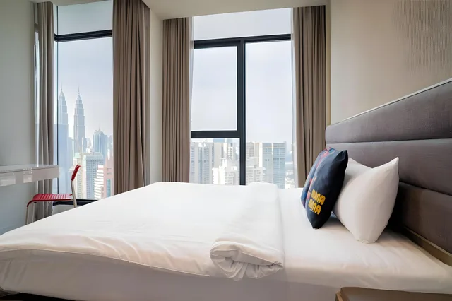 جناح ديلوكس بسرير كينج، Expressionz Professional Suites by G Suites 3/3