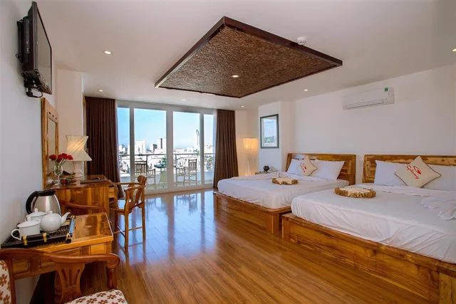 Senior, Deluxe, Family, 2 Queen Beds, Balcony, Rex Hotel and Apartment 1/1