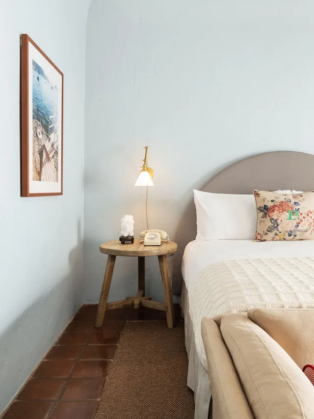 Classic, King Bed, Palihouse Santa Barbara 1/2