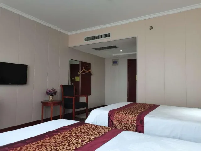 غرفة بزنس بسريرين منفصلين، Greentree Inn Liaocheng Town Dongchang Road Zhuanpan Business Hotel 1/3