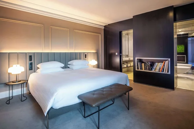 Presidential, Suite, Double Bed, Hilton Brussels Grand Place 4/7
