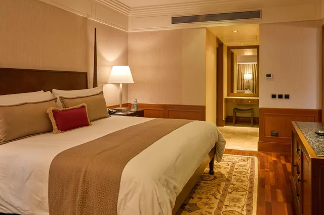 جناح رئاسي جونيور، The Leela Mumbai - Resort Style Business Hotel 2/3