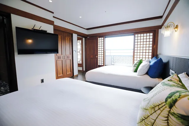 Imperial, Suite, 2 Double Beds, 2 Futon Beds, Garden View, Kolon Hotel Gyeongju 5/10