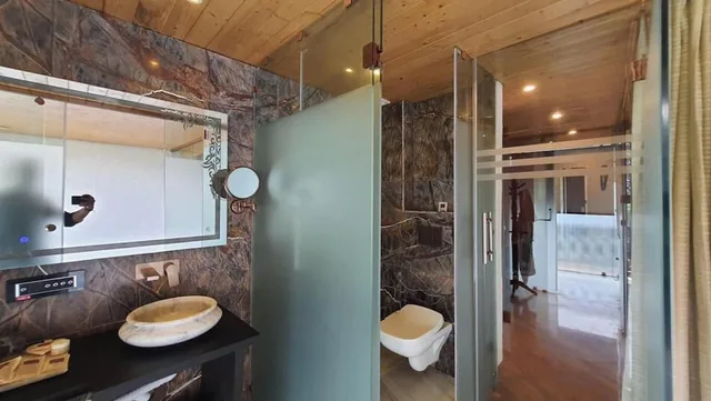 كوخ ملكي بسرير كينج، Shaantam Resorts 3/3