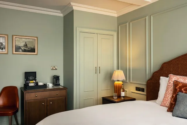 غرفة ديلوكس، The Castle Hotel Windsor 2/6
