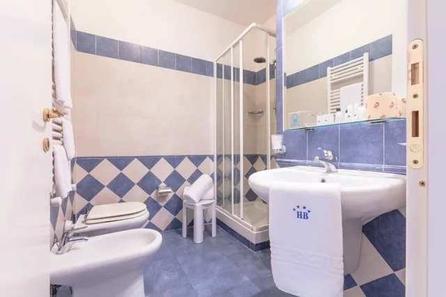 غرفة قياسية بسرير مزدوج أو سريرين منفصلين، Borgo del Mare 3/3
