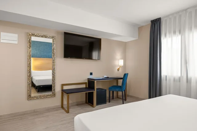 غرفة بسرير كوين، Zentral Ramiro I Oviedo 8/10