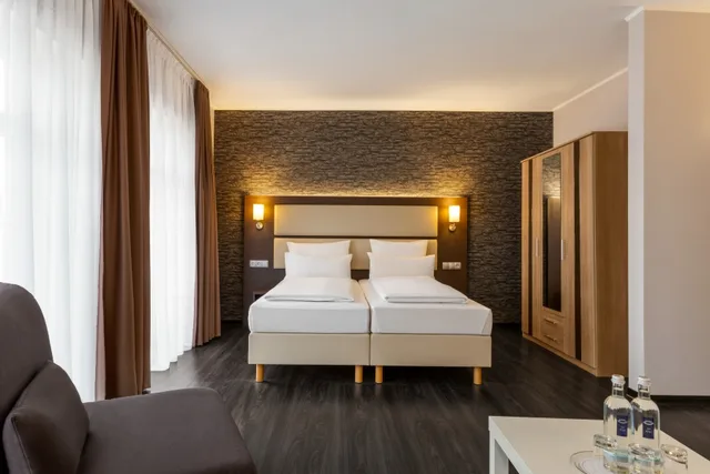 Lounge، Amedia Express Bielefeld 1/3