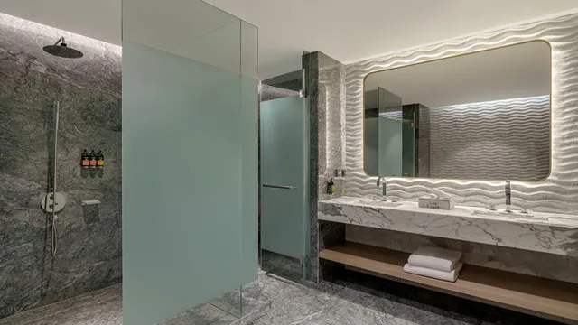جناح تنفيذي بإطلالة على البحر، Rixos Premium Qetaifan Island North 4/7