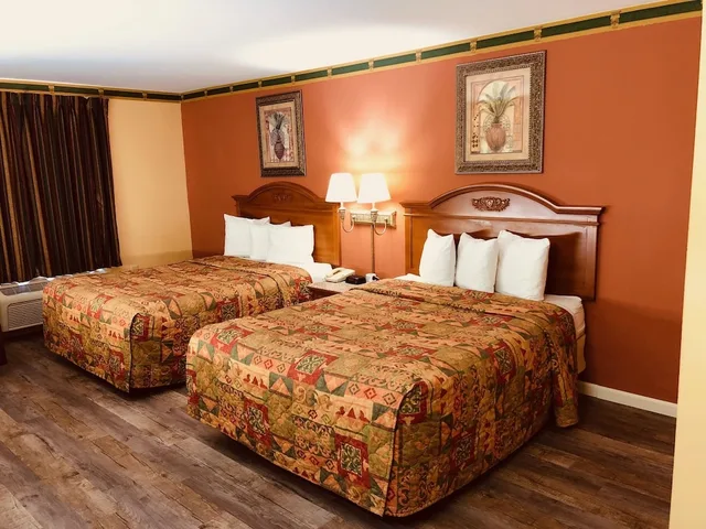 غرفة قياسية بسريرين كوين، Mountain Inn and Suites Dunlap 3/8