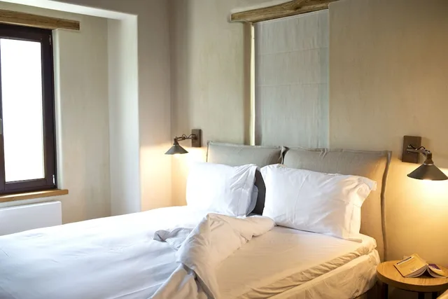 Semi Room, Premium, Suite, 2 Queen Beds, Ocean View، To Stefani Tis Makrinas 3/8