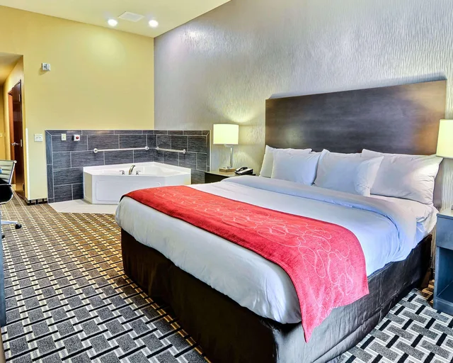 جناح بسرير كينج، Comfort Suites Uniontown, PA 3/5