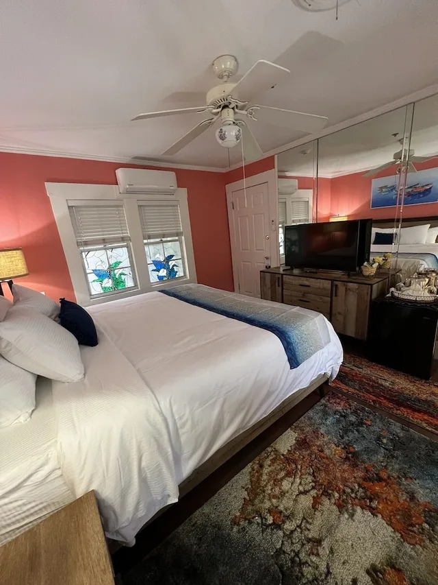 غرفة ديلوكس بسرير كينج، Beach Drive Inn Bed &amp; Breakfast 2/4