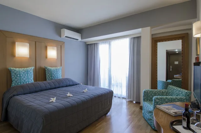 Superior Room, Hermes Hotel 3/4