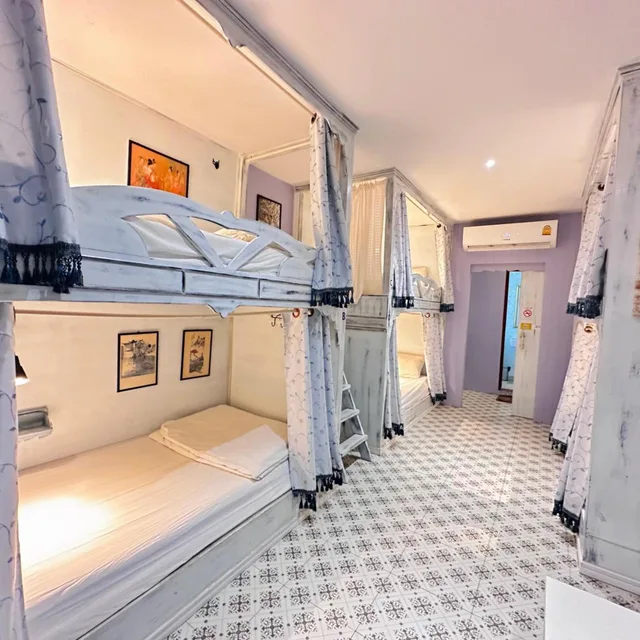 سكن مشترك بستة أسرّة للنساء، The Luna Hostel 2/6