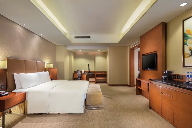 غرفة ديلوكس بسرير مزدوج، Doubletree By Hilton Shenyang 1/3