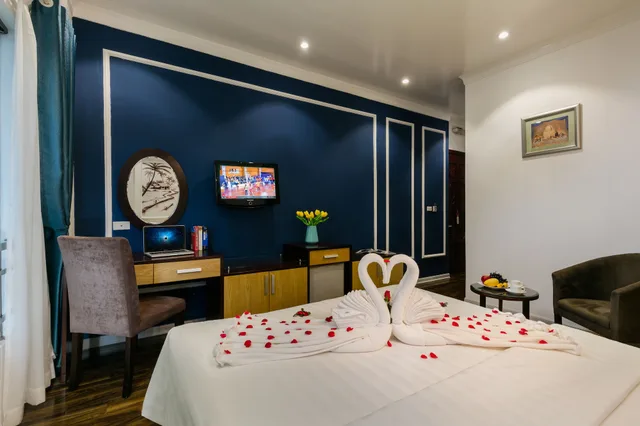 غرفة ديلوكس بسرير كوين، Serene Central hotel 1/6