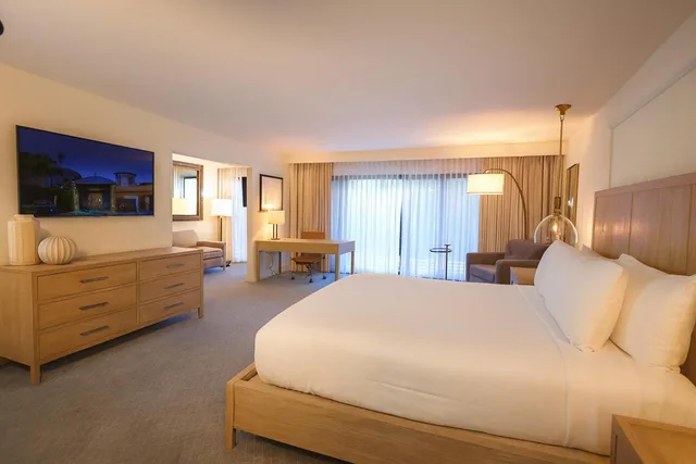 جناح جونيور تنفيذي بسرير كينج، Luxe Sunset Boulevard Hotel 1/6