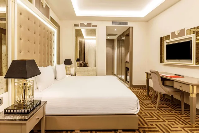 غرفة اقتصادية بسريرين منفصلين، Ramada By Wyndham Istanbul Golden Horn 3/9
