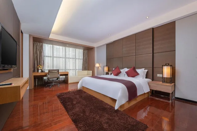 Deluxe, Suite, King Bed, Ramada Plaza by Wyndham Shenzhen North 1/4