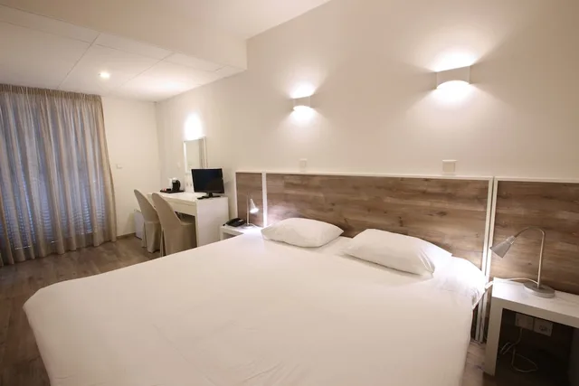 غرفة عائلية بأربعة أسرّة، Centrum Hotel 2/5