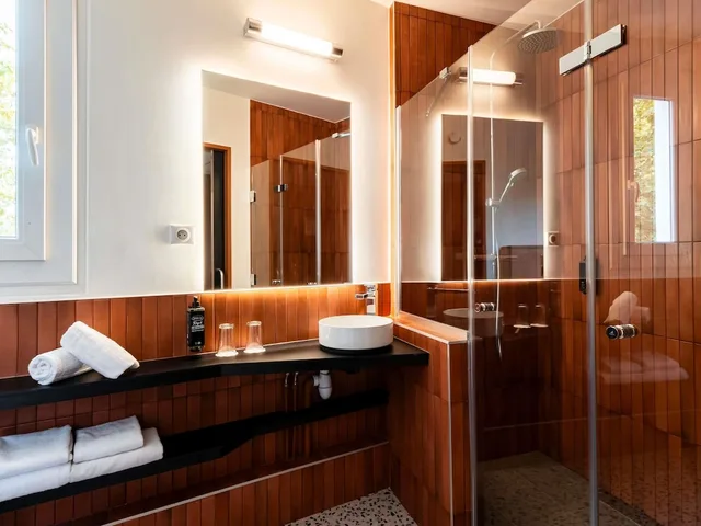 غرفة سوبيريور بسرير مزدوج لذوي الإعاقة، Ibis Styles Lyon Villeurbanne 8/8