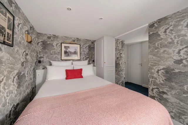 Classic room, Bourgogne Hotel and Montana 1/10