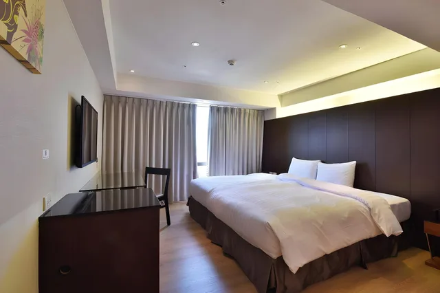 غرفة بزنس بسرير كوين، Hotel Hi Chuiyang 1/2