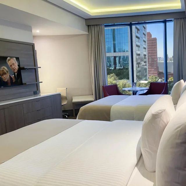 غرفة بسريرين منفصلين بإطلالة على الجبل، Safi Royal Luxury Metropolitan 1/5