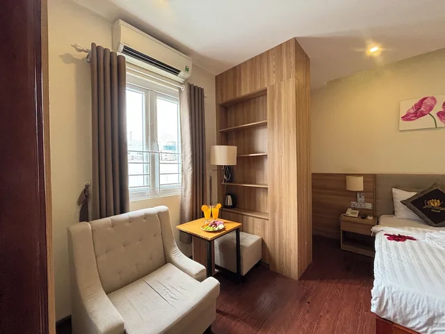 Deluxe, Queen Bed, City View, Sen Vang Luxury Hotel 6/10