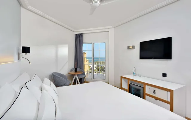 The Level, Junior Suite, Executive, Ocean View, Melia Atlantico Isla Canela 1/4