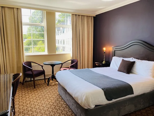 Room, King Bed, Main House، TWIN TREES HOTEL AND LEISURE CLUB(FORMERLY Downhill House Hotel) 1/3
