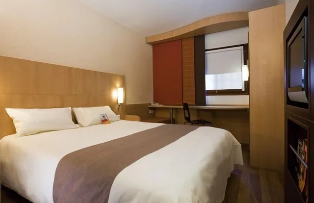 غرفة قياسية بسرير مزدوج، Ibis Besanon Marchaux 2/7