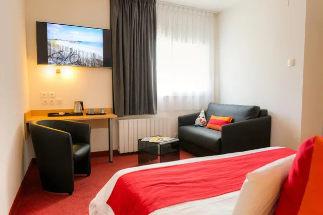 غرفة بريستيج ثلاثية، Hotel Kyriad Quimper Pont L Abbe 5/10