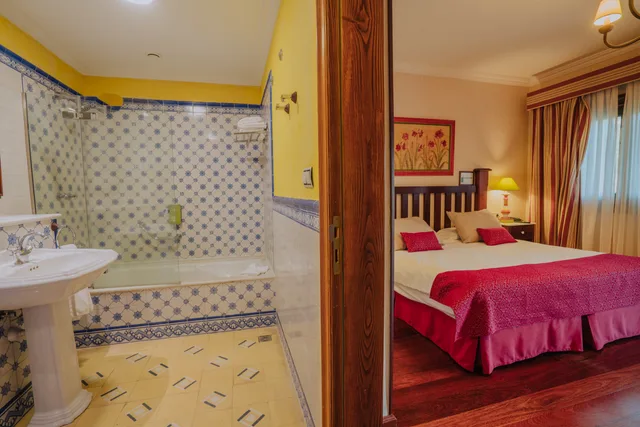 غرفة سوبيريور بسرير مزدوج أو سريرين منفصلين، Hotel Spa Villalba - Adults Only 4/4