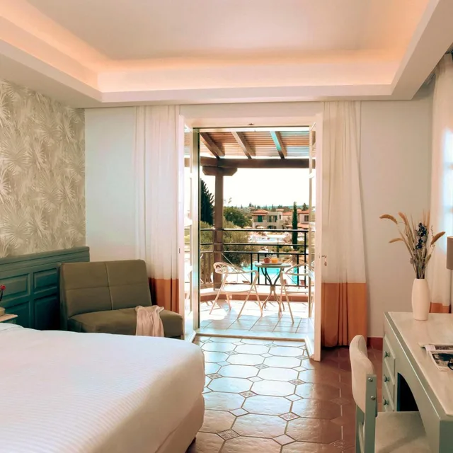 Bungalow Harmony Pool View، Zeus Eretria Resort 2/10