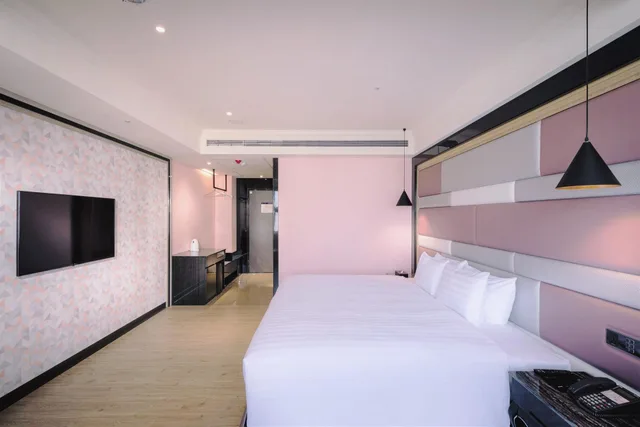 غرفة بسرير كينج وسرير كوين، Sun Hao Hotel.Taichung 2/2