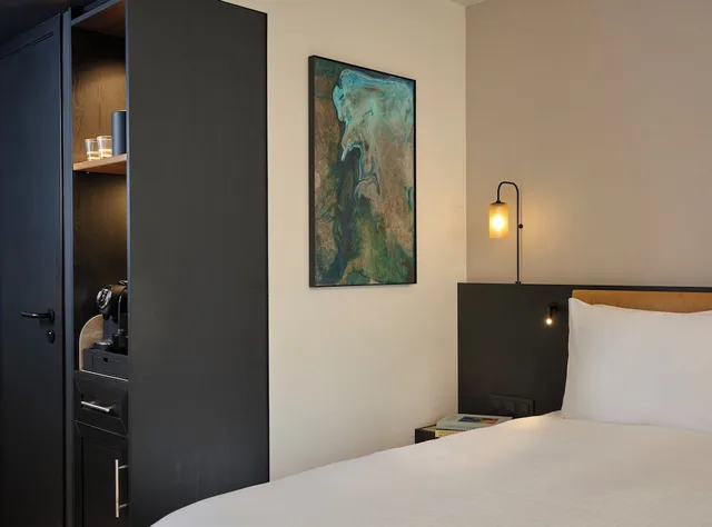 غرفة ديلوكس بسرير كينج، Courtyard by Marriott Ghent 4/10