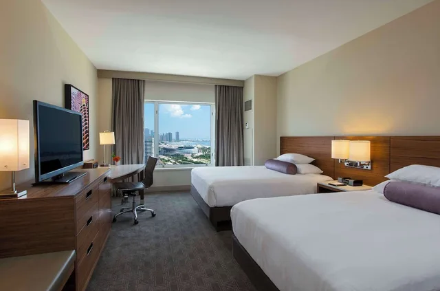 غرفة بسرير كوين وسرير مزدوج لذوي الإعاقة، Hyatt Regency Mccormick Place 5/7