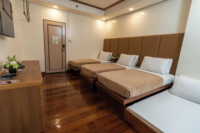 Deluxe, Multiple Beds، Kabayan Hotel Pasay 2/9