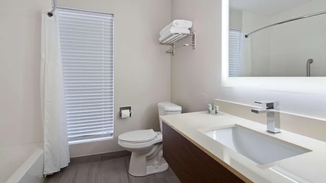 Suite, 2 Queen Beds, Best Western Niceville - Eglin AFB Hotel 8/8