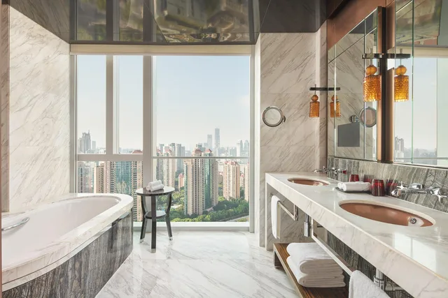 جناح كلوب بسرير كينج، Regent Pudong Shanghai 3/6